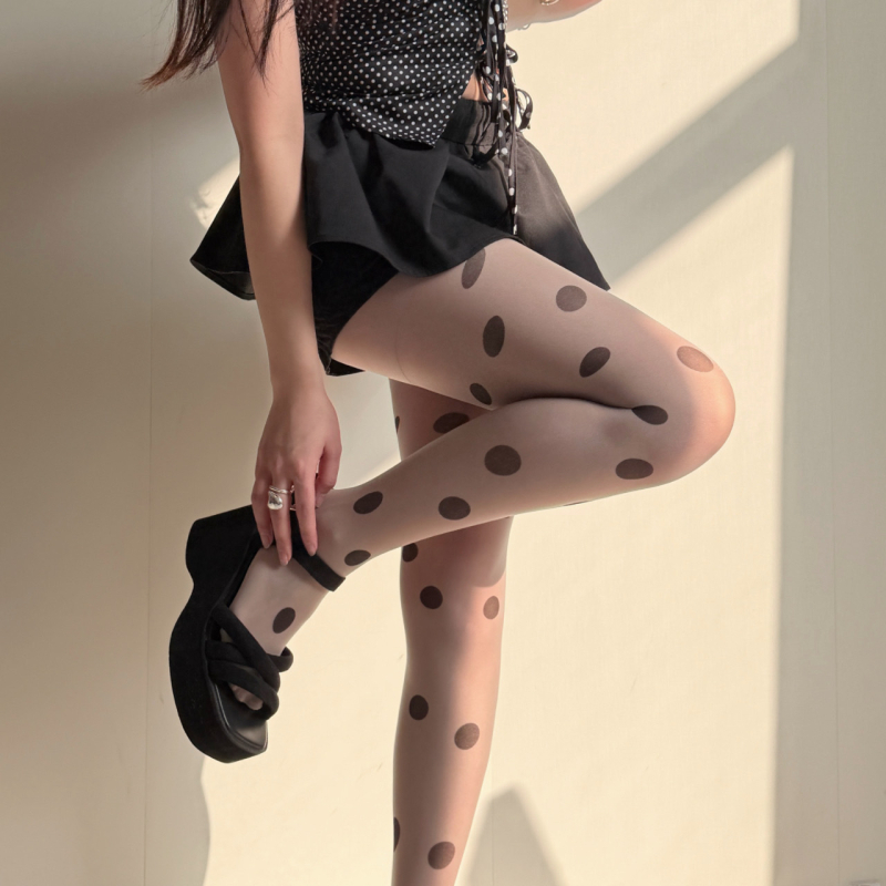 Ženske prozirne hulahopke s šarenim velikim točkicama, polka dot uzorak, izuzetno tanke za proljeće i ljeto