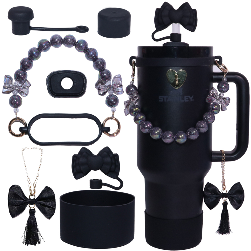 Set accesorii Stany pentru pahar de apă: husă din silicon, capac etanș, lanț pentru pahar cu model de fisuri de gheață, pompon, fundă și ciucuri