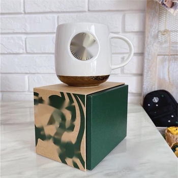 Ceașcă de cafea din porțelan cu emblemă din cupru în model de solzi de pește, design premium
