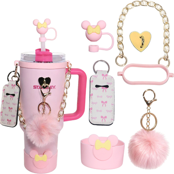 Set accesorii pentru paharul Stanley cu Mickey – șapte piese, lanț metalic perlă, husă pentru ruj, pompon și cârlig în formă de inimă