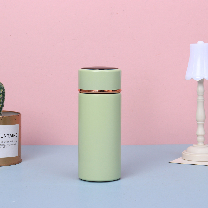 Cană termică din oțel inoxidabil, cu afișaj al temperaturii, design minimalist, compactă și portabilă pentru cafea în exterior