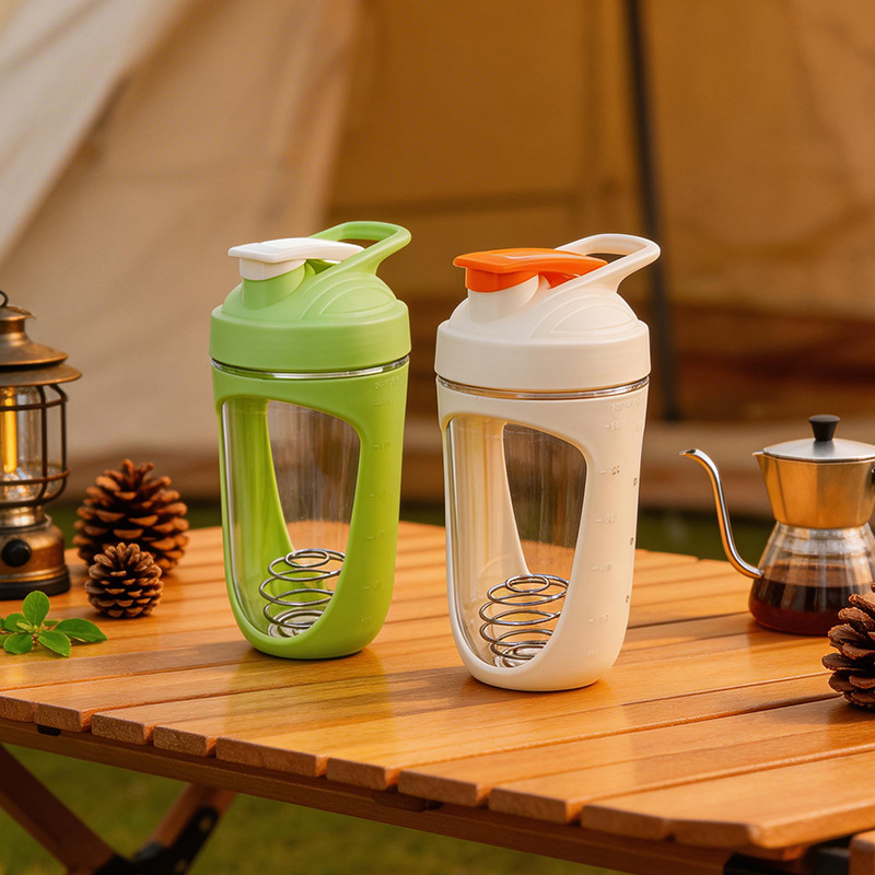 Cana shaker din plastic, 680 ml, pentru pudră proteică și milkshake – pereți dubli, etanș, cu logo personalizat