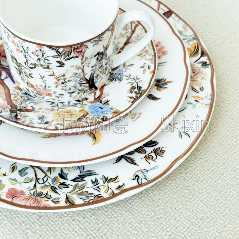 Set european de ceai și cafea, cu cești și farfurioare, seria Flori și Păsări, farfurii plate pentru cină, cutie cadou