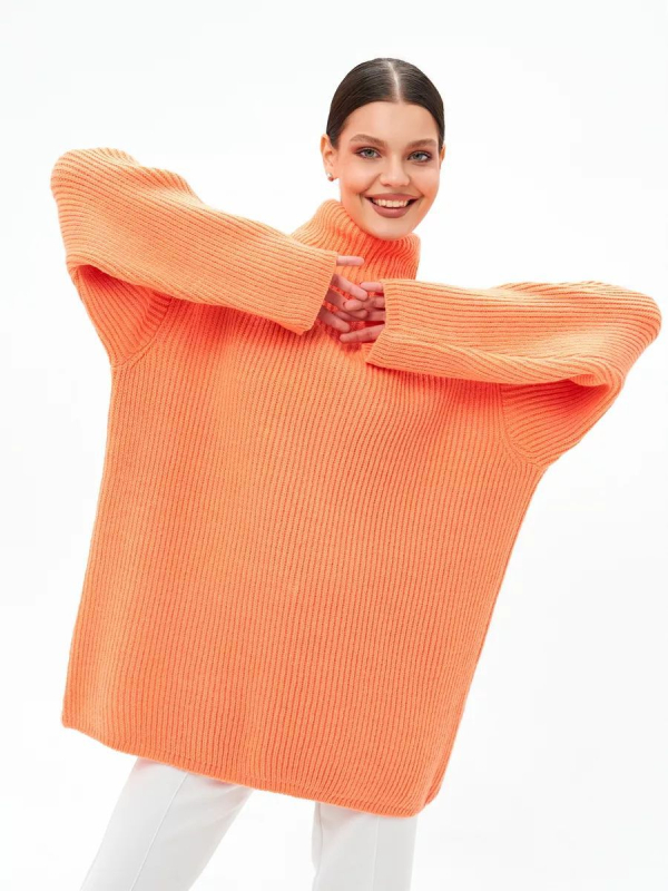 Oversize garbó magas nyakkal, hosszú ujjú, laza szabású, meleg kötött