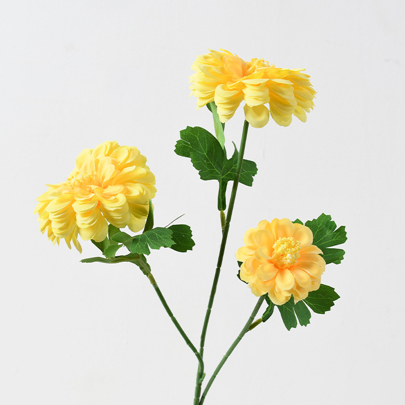Flori artificiale cu trei capete pentru decor de nuntă și recuzită fotografică