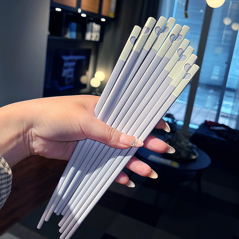 Bețișoare din aliaj roz în formă de inimă, 2025 – design modern minimalist pentru utilizare acasă