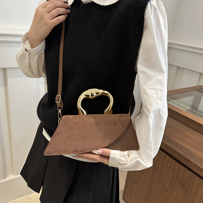 Proljeće 2025: ženska mala kvadratna torbica s teksturnom površinom, crossbody, casual stil
