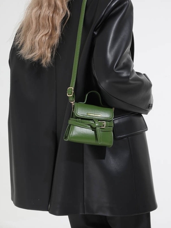 2026 nova vintage mini torbica od uljne kože, nišni dizajn, ručno nošenje, ukrasna kopča s remenom, crossbody torbica za ruž