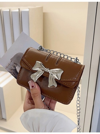 Ženska mini crossbody torba s mašnicom i lancem, 2026 novi trend, sladak i moderan dizajn