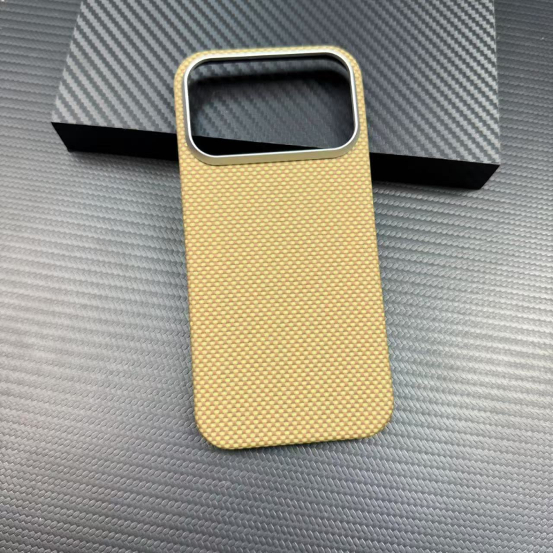 Carcasă pentru iPhone 17 Pro Max din fibre aramidice, închidere magnetică — stil business minimalist