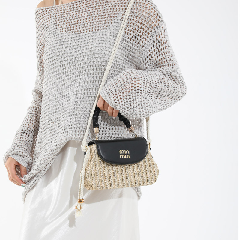 Ženska torba za rame i crossbody 2025 — nišni dizajn, svestrana i elegantna torba s pletenim uzorkom