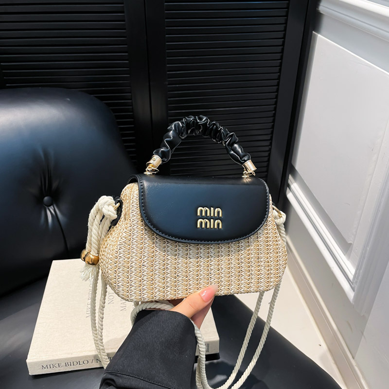 Ženska torba za rame i crossbody 2025 — nišni dizajn, svestrana i elegantna torba s pletenim uzorkom