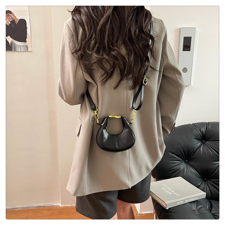 Modna ženska crossbody torba u obliku polumjeseca, mini torba za rameno s pretincom za ruž