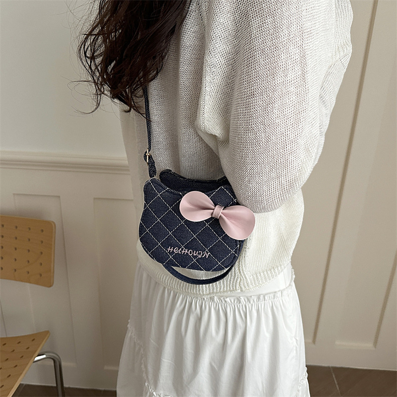Slatka mini kvadratna torbica za djecu s mačkastom mašnicom, crossbody, mini novčanik