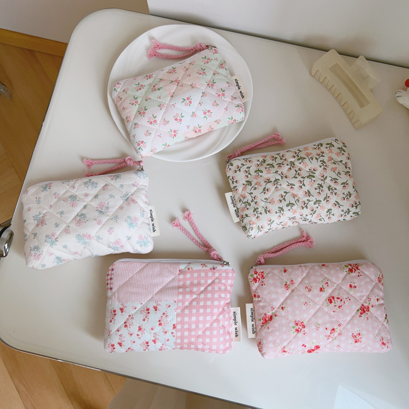 Soohee Platnena torba – ružičasta cvjetna kviltana torbica, mini menstrualna torba, organizator za ruž i slušalice