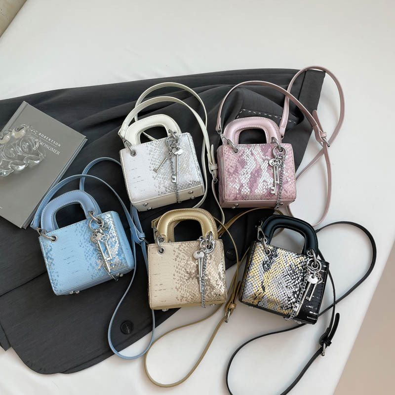 Ženska mini torbica s uzorkom zmijske kože, jesen 2025, lagani luksuz, crossbody