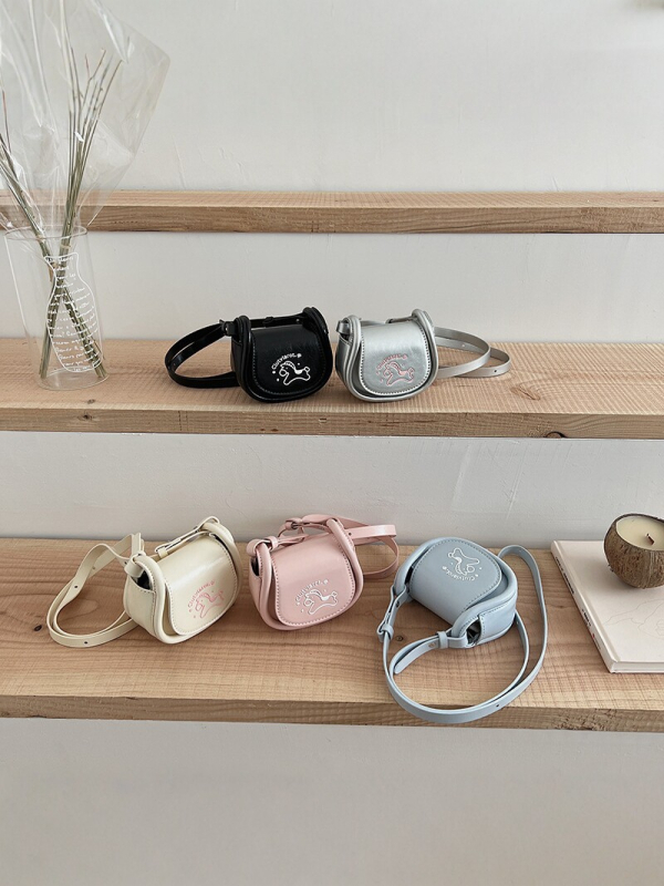 Ženska mini crossbody torba sa sedlovnim dizajnom, PU koža