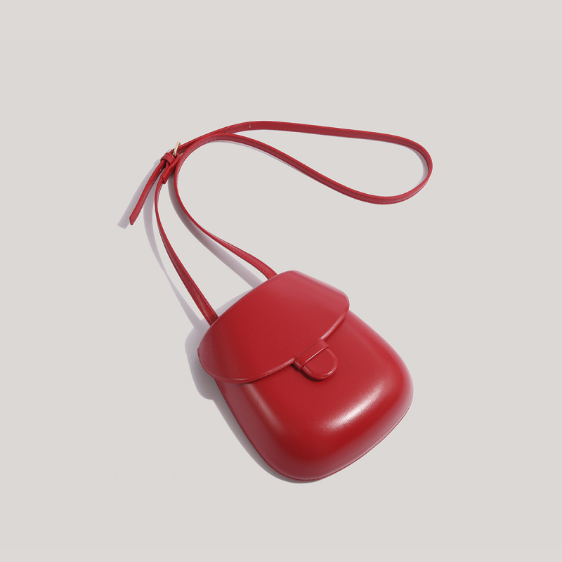 2024. Proljeće–Ljeto: nova nišna retro umjetnička minimalistička crossbody sedlasta torba sa motivom školjke, ženska svakodnevna torba