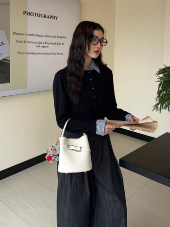 Prava kožna bucket torba s vezicom i crossbody remenom – za svakodnevnu uporabu