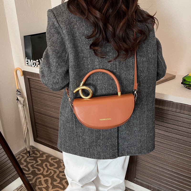 Ženska Saddle Bag Crossbody, 2026 novi model, minimalistička moda