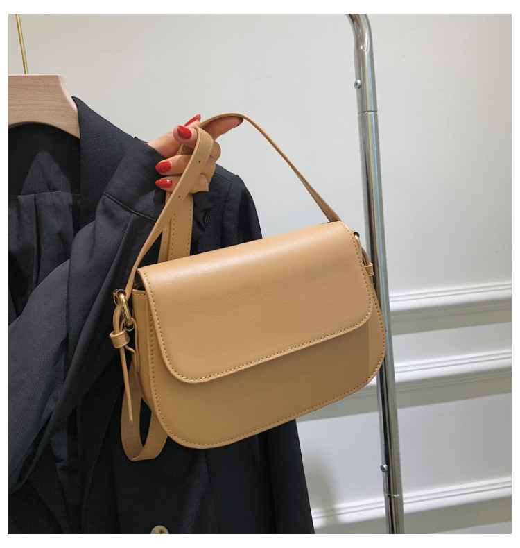 Prilagođena ženska torbica srednje veličine kvadratnog oblika, s teksturom visokog kvaliteta, jednobojna, elegantna i minimalistička, crossbody torba s jednim remenom