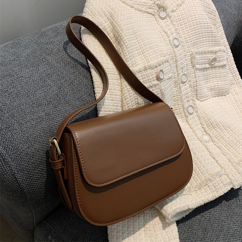 Prilagođena ženska torbica srednje veličine kvadratnog oblika, s teksturom visokog kvaliteta, jednobojna, elegantna i minimalistička, crossbody torba s jednim remenom