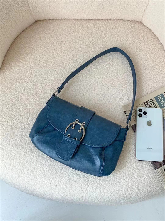 Torba preko ramena s preklopom, jednobojna, sedlast oblik, plisirani detalji, korejski stil, PU materijal