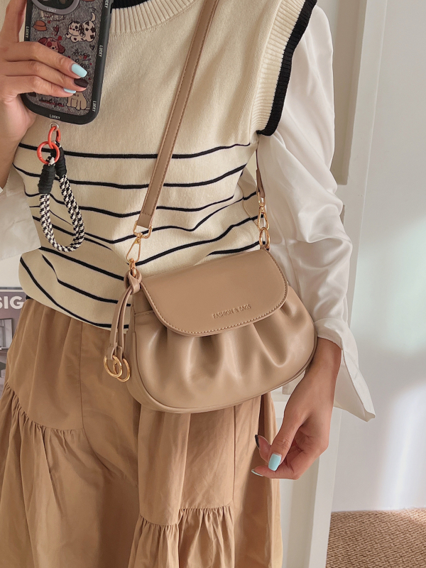 Ženska mala sedlovna torbica, crossbody, PU koža s teksturom oblaka, 2026 model