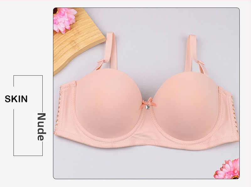 Push-up podprsenka, mäkká a pokožke príjemná nylonová látka, 3/4 košíčky, odnímateľné ramienka, zadné zapínanie na tri rady, sexy veľkosť