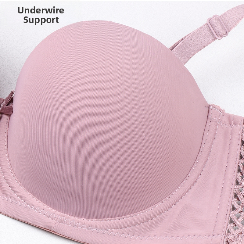 Push-up podprsenka, mäkká a pokožke príjemná nylonová látka, 3/4 košíčky, odnímateľné ramienka, zadné zapínanie na tri rady, sexy veľkosť