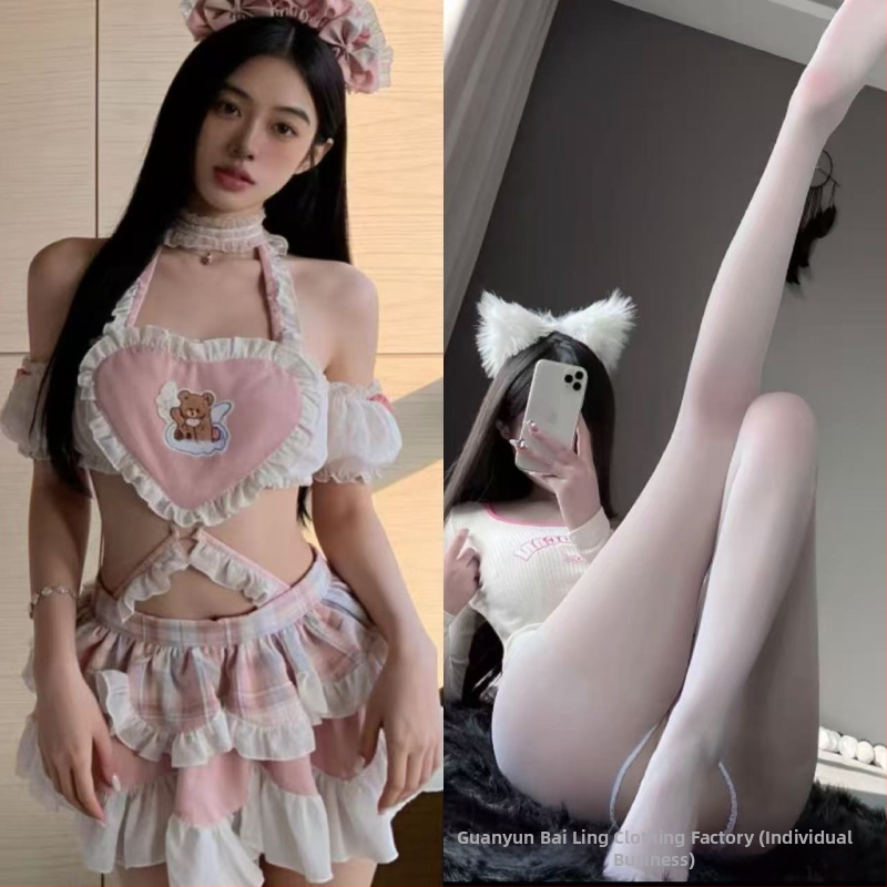 Lolita-inšpirovaný sexy set spodnej bielizne so štýlom slúžky, motív medvedieho srdca a sukňa odhaľujúca zadok, vyrobené z polyesteru