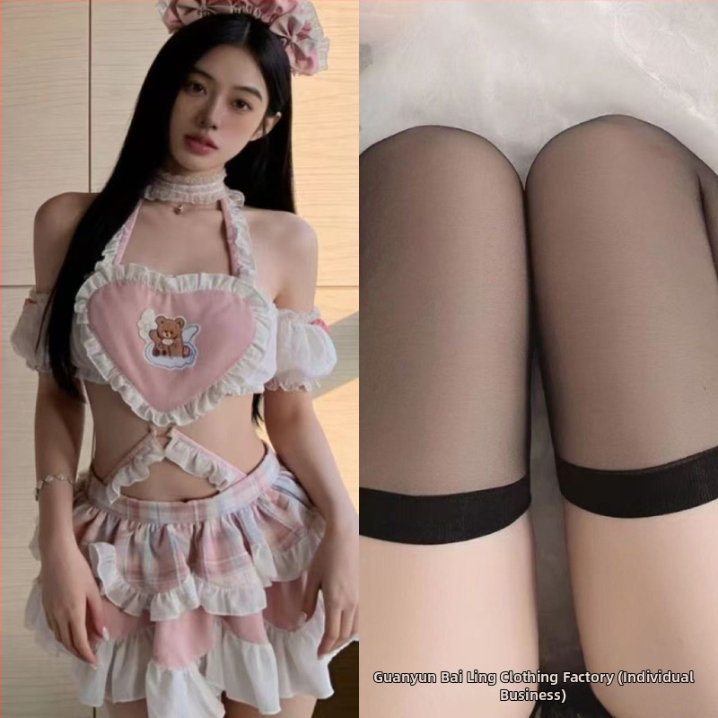 Lolita-inšpirovaný sexy set spodnej bielizne so štýlom slúžky, motív medvedieho srdca a sukňa odhaľujúca zadok, vyrobené z polyesteru