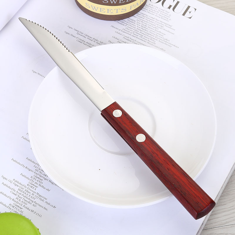 Set de tacâmuri din oțel inoxidabil 304 cu mânere din lemn, stil occidental — include lingură, cuțit pentru steak, furculiță, lingură de supă și lingură de desert