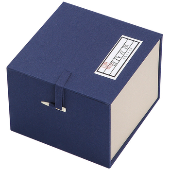 Set cadou albastru într-o cutie brocart pentru ceai: ceașcă, ceainic și bol cu capac