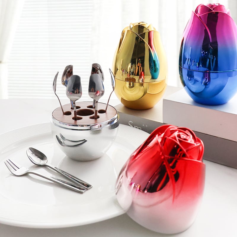 Set de 6 tacâmuri din oțel inoxidabil, cu design roz — linguri de desert, lingurițe pentru cafea și furculițe
