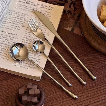 Set de tacâmuri din oțel inoxidabil 304, mâner lung, design elegant: lingură, cuțit, furculiță, furculiță de desert, furculiță pentru paste și cuțit pentru friptură
