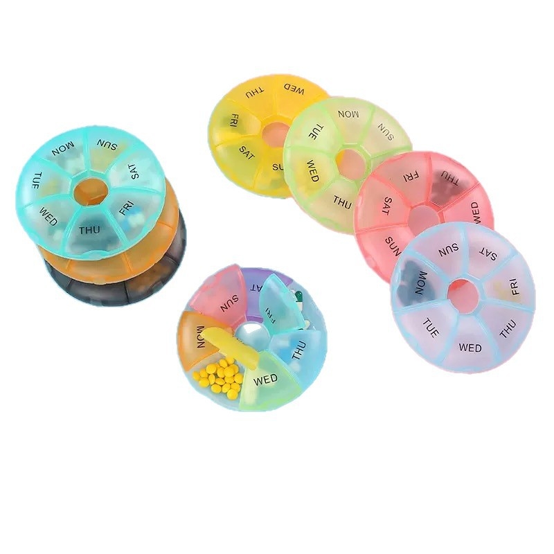 Organizator colorat pentru medicamente de 7 zile, capacitate mare, portabil, din plastic, cu compartimente divizate și protecție împotriva umezelii