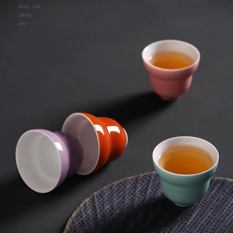 Ceșcuță ceramică glazurată, colorată, în formă de dovleac, pentru ceremonia Gongfu, stil retro literat, unică