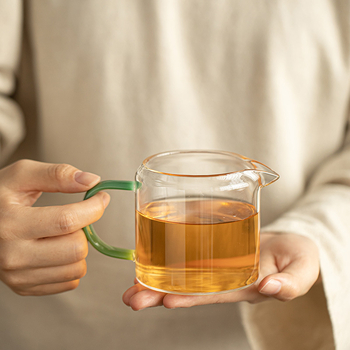 Cană de ceai din sticlă borosilicat rezistentă la temperatură, cu mâner și filtru încorporat, all-in-one pentru acasă și birou
