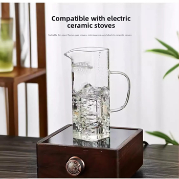 Căniță pătrată, în formă de semicerc, din sticlă borosilicată, rezistentă la temperaturi înalte, ceașcă pentru separarea ceaiului de apă cu mâner