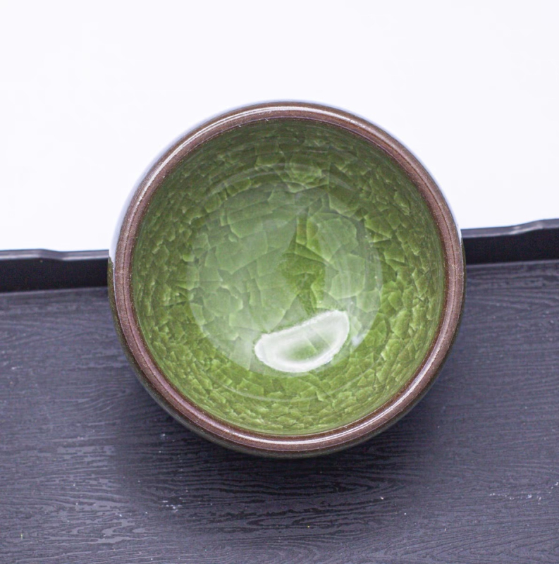 ceașcă de ceai ceramică verde jad, cu model crackle în formă de dragon, pentru uz personal