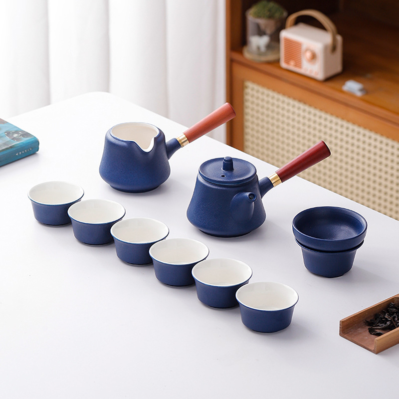 Set de ceai Kung Fu din ceramică, într-o cutie cadou, ceainic de călătorie portabil pentru cadouri corporatiste și activități de teambuilding, cu imprimare a siglei