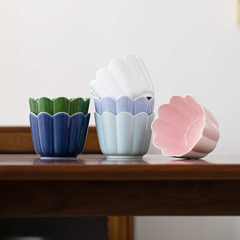 Set ceramic pentru ceremonia ceaiului Jianshui: recipient pentru zațuri de ceai, rinser pentru ceai în cești, bazin de apă, găleată pentru zațuri și farfurie ceramică japoneză pentru fructe