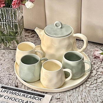 Set ceramic de ceai cu ceainic, căni și tavă în cutie cadou; capacitate pentru 6 porții; stil modern; cadou potrivit pentru casă nouă sau pentru nuntă