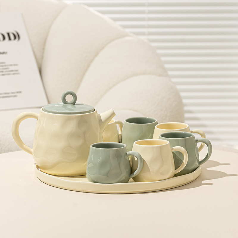 Set ceramic de ceai cu ceainic, căni și tavă în cutie cadou; capacitate pentru 6 porții; stil modern; cadou potrivit pentru casă nouă sau pentru nuntă