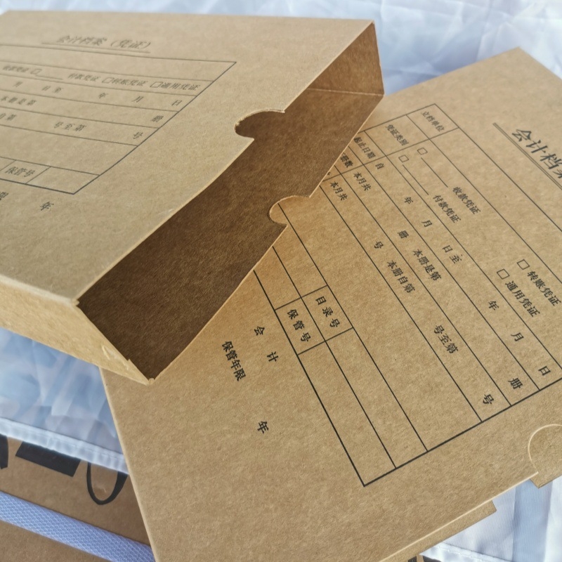 Dosar A4 orizontal din hârtie kraft 700 g pentru documente contabile și bonuri