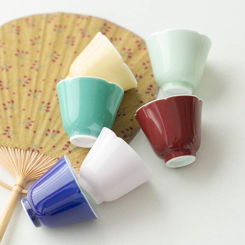 Miyan ceașcă de ceai din ceramică, lucrată manual, margine florală, culoare pură, stil modern minimalist, o singură ceașcă, pereți subțiri