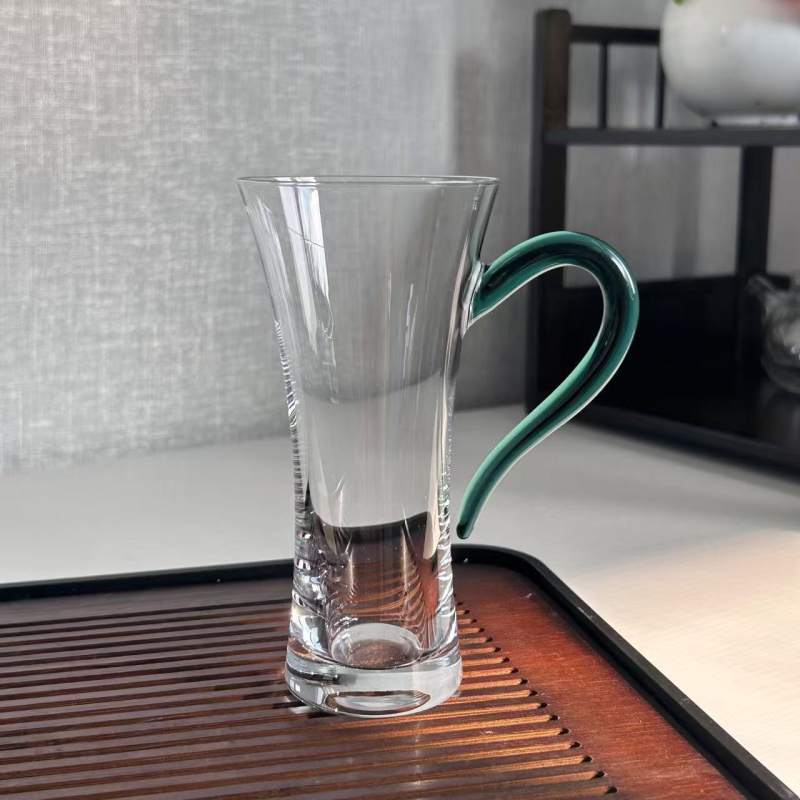 Mesni Cană de Sticlă cu Mâner, Borosilicat de Înaltă Calitate, Rezistentă la Temperatură – Uz Casnic, Ceai și Suc