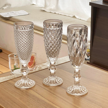 Pahar de vin elegant în stil franțuzesc, sticlă cu tăietură diamant, design european retro pentru hotel