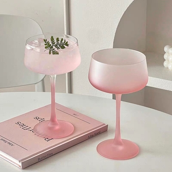Pahar martini din cristal, înalt, roz, stil francez, pentru uz casnic